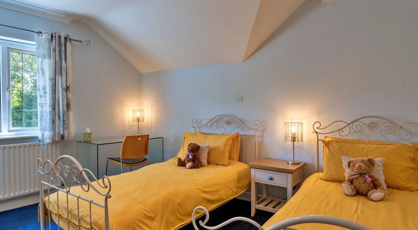 Photo of Gratton House