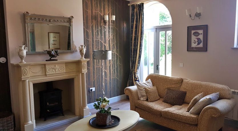 Photo of No.3 Meynell Mews