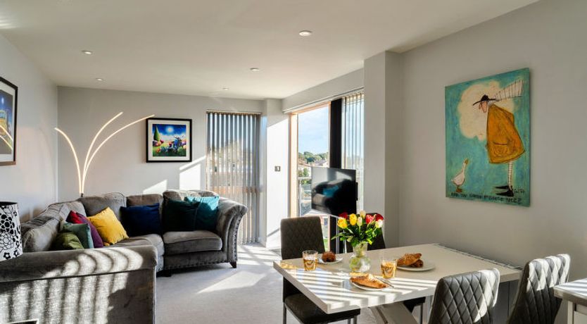 Photo of Number 10, Montpellier Apartments