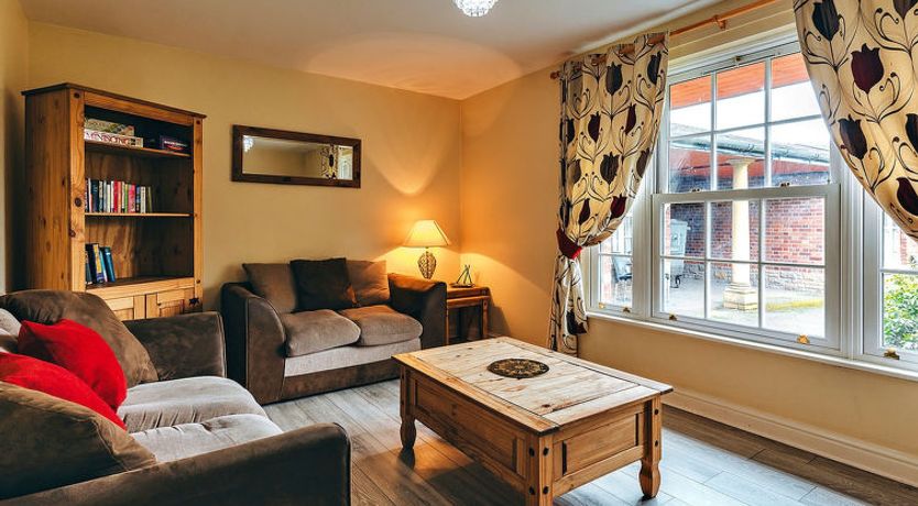 Photo of Netley Hall - Angelica