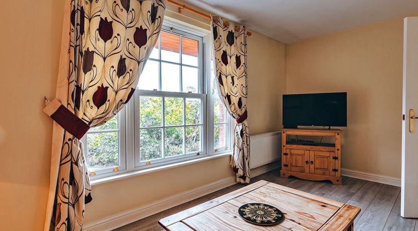 Photo of Netley Hall - Angelica