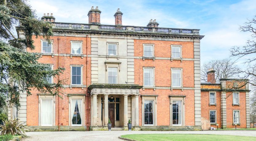 Photo of Netley Hall - Honeysuckle