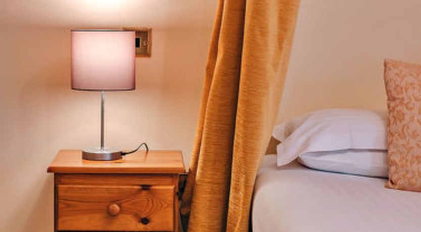 Photo of Netley Hall - Peach Tree