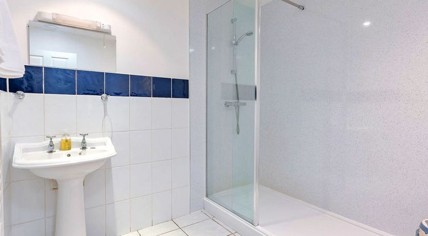 Photo of Netley Hall - Peach Tree