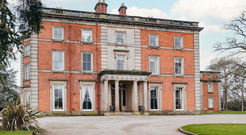 Photo of Netley Hall - Peach Tree