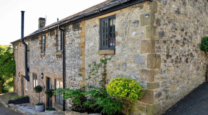 Photo of Sisu Bakewell, Limestones Cottage