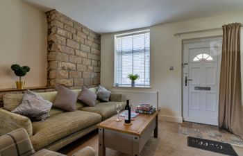 Suzy's Cottage Holiday Home