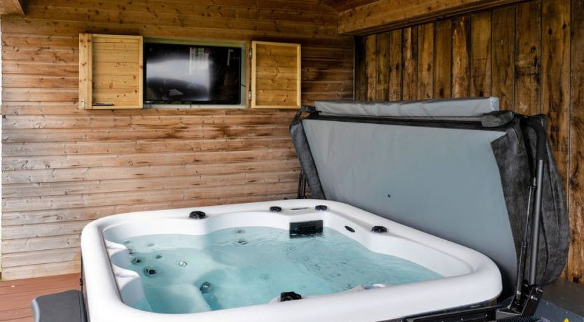 Photo of Stone Bow Farmhouse