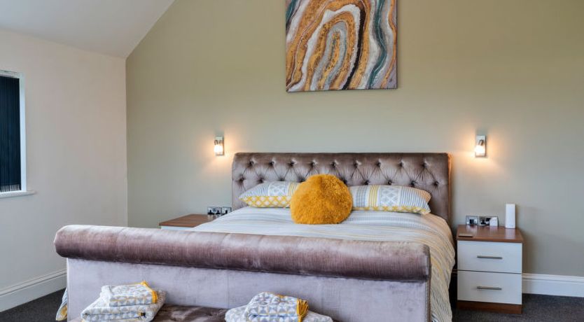 Photo of Stone Bow Farmhouse