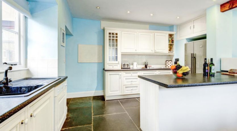 Photo of Buckland House