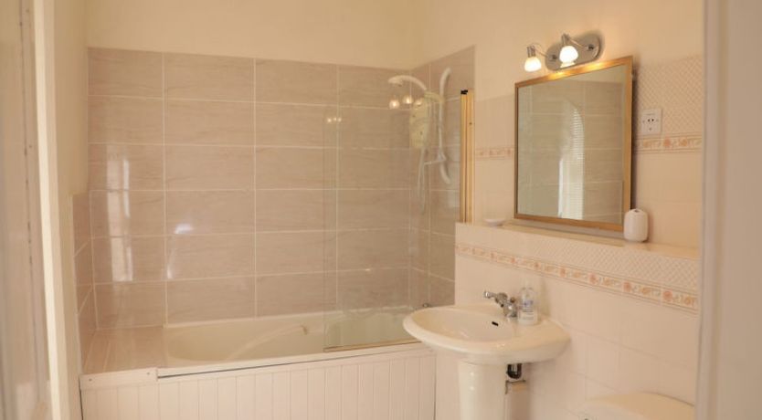 Photo of Buckland House