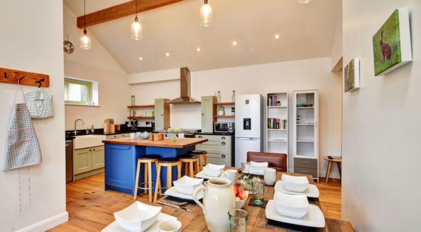 Photo of Heather Lea