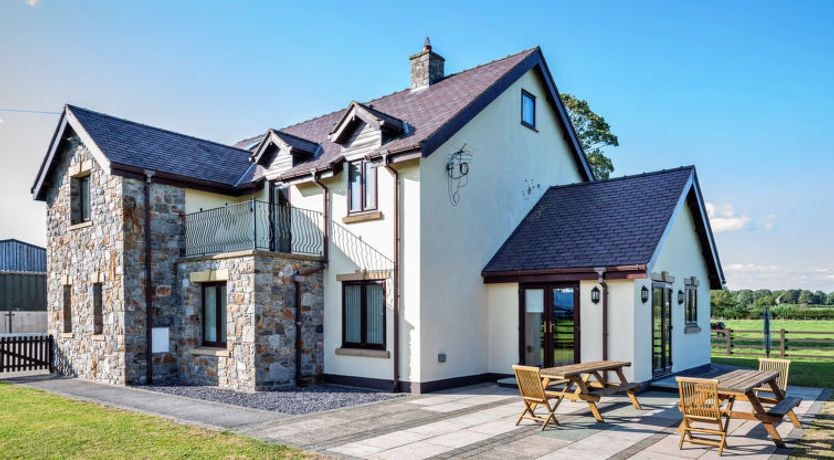 Photo of Groes Faen Bach Farmhouse