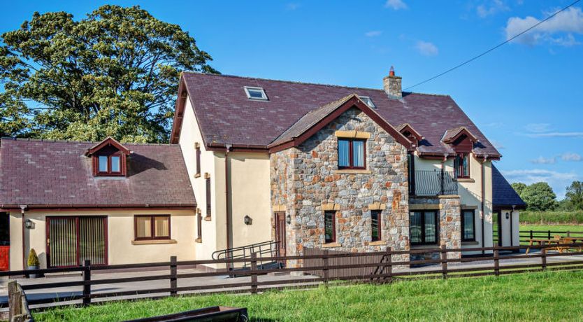 Photo of Groes Faen Bach Farmhouse