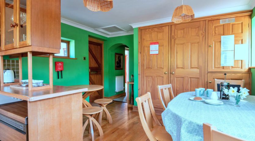 Photo of Cwmfron House