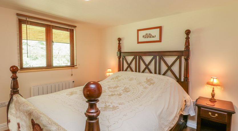 Photo of The Log Cabin