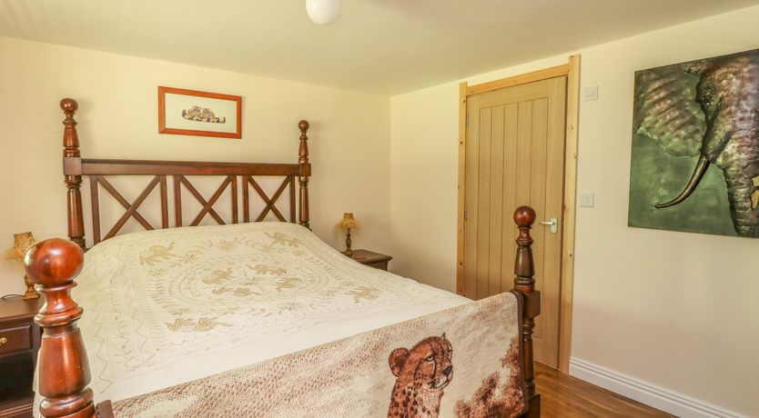 Photo of The Log Cabin