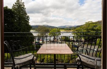 Pure Grace Holiday Home