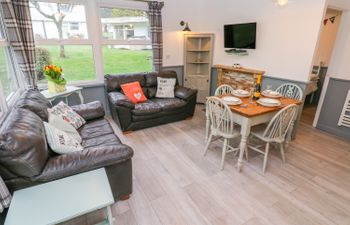 Freedom Holiday Home
