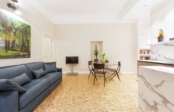 Milanese Aura Holiday Home