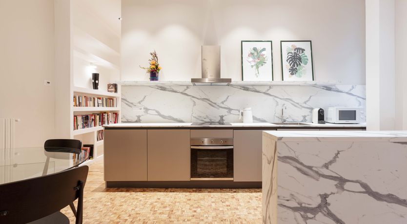 Photo of Milanese Aura