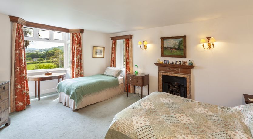 Photo of Chapel Knap, Porlock Weir