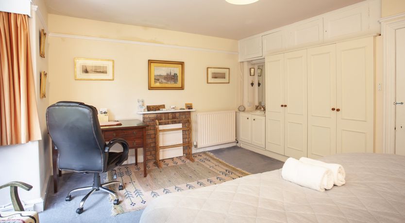 Photo of Chapel Knap, Porlock Weir