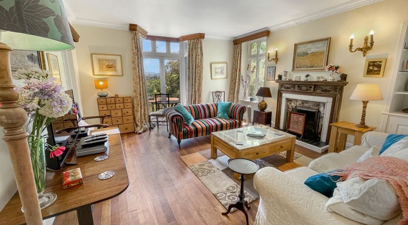 Photo of Chapel Knap, Porlock Weir