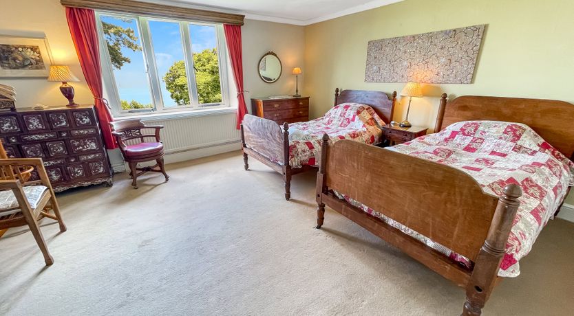 Photo of Chapel Knap, Porlock Weir