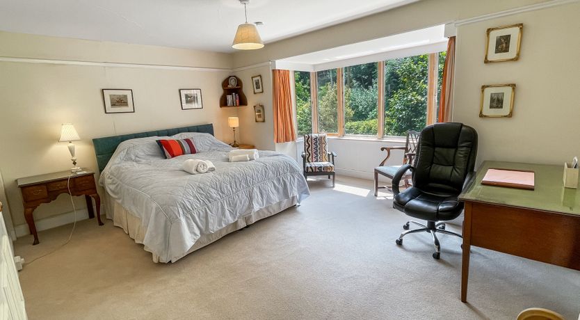 Photo of Chapel Knap, Porlock Weir