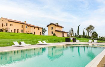 Italian Flavour Holiday Home