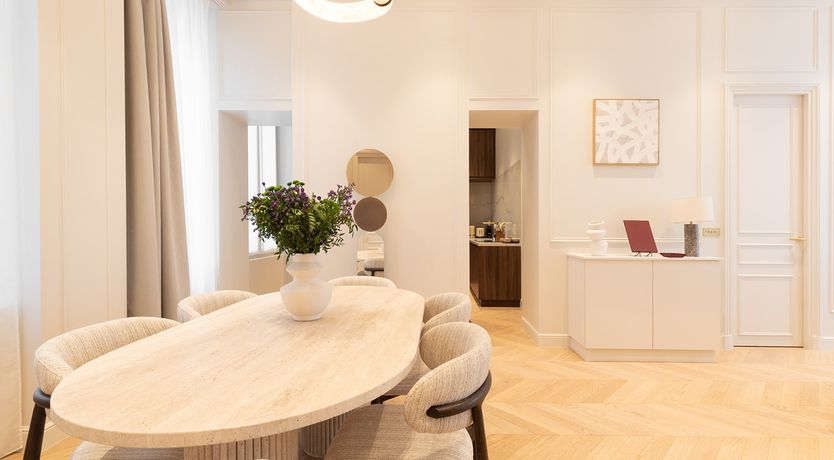 Photo of Luminous Paris