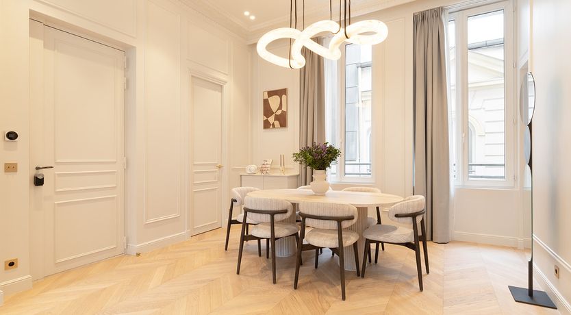 Photo of Luminous Paris