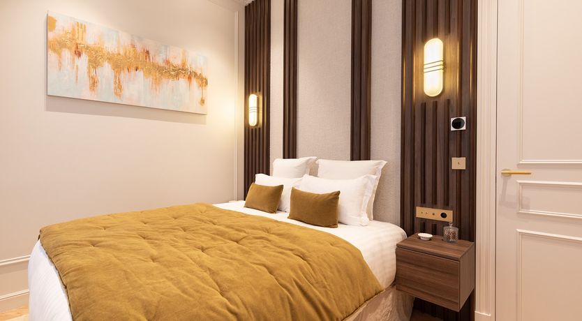 Photo of Luminous Paris