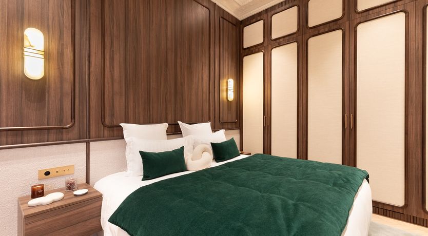 Photo of Luminous Paris