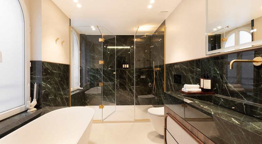 Photo of Luminous Paris