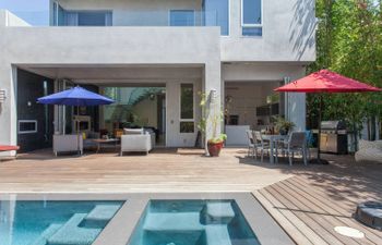 West Coast Composition Holiday Home