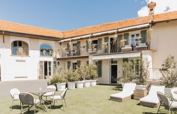 Lake of Nectar Holiday Home