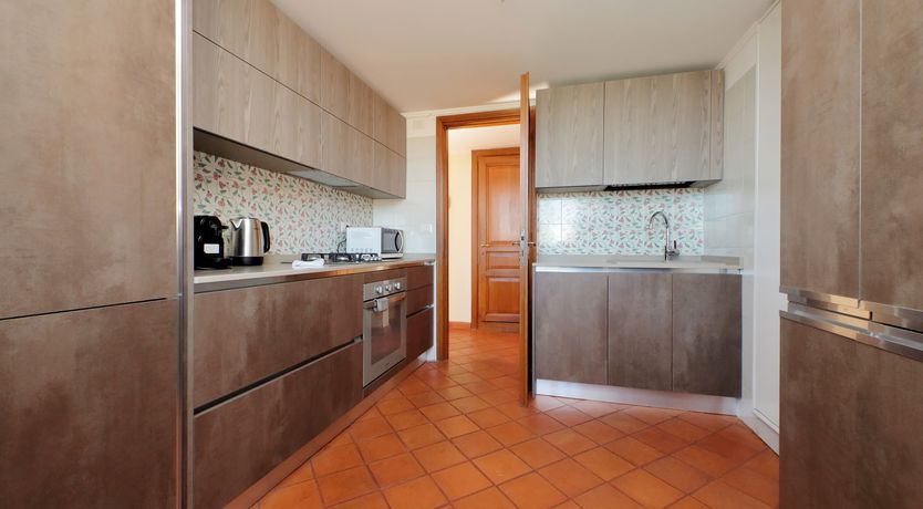 Photo of Magnificent Place