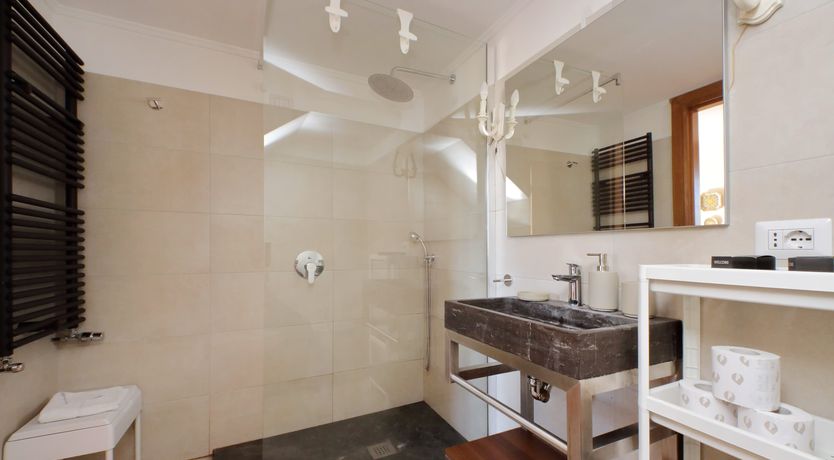 Photo of Magnificent Place