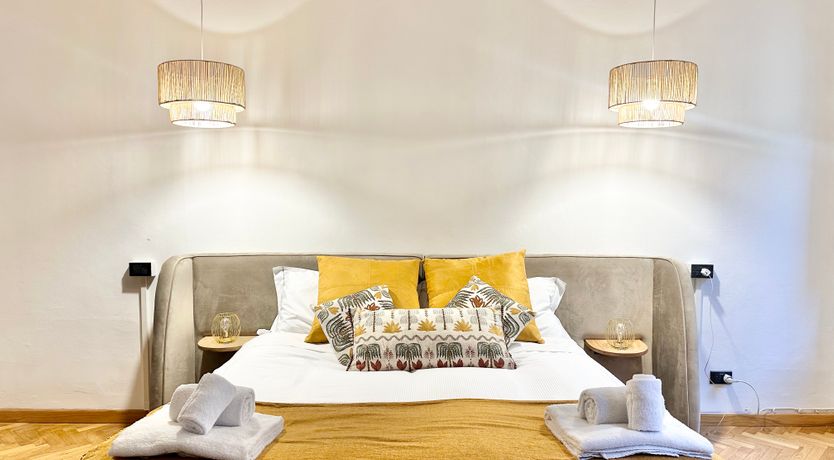 Photo of Palazzos & Galleries