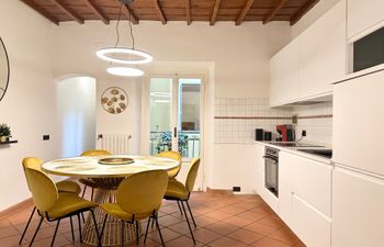 Palazzos & Galleries Holiday Home