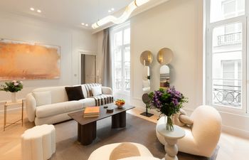 Opulent Abode Holiday Home