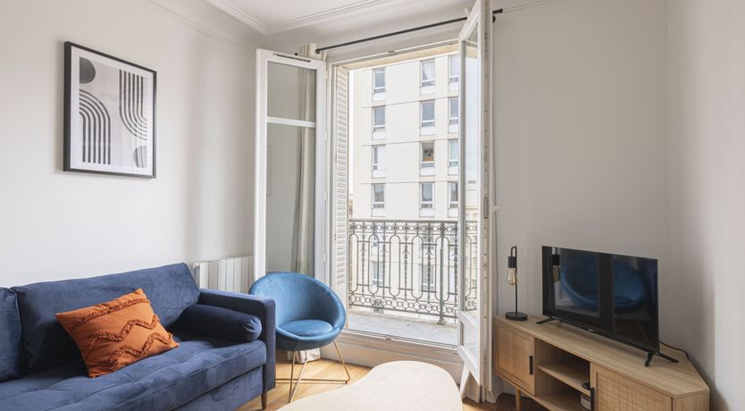 Photo of Paris Perch