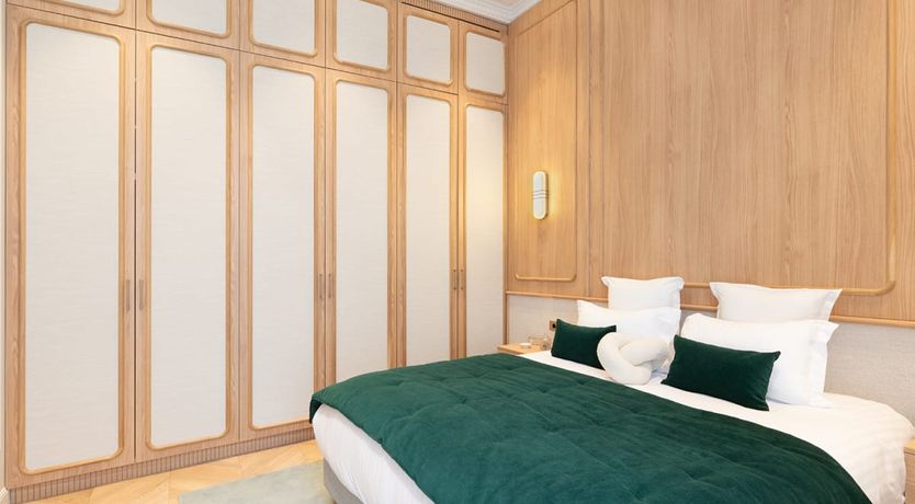 Photo of Light of Paris