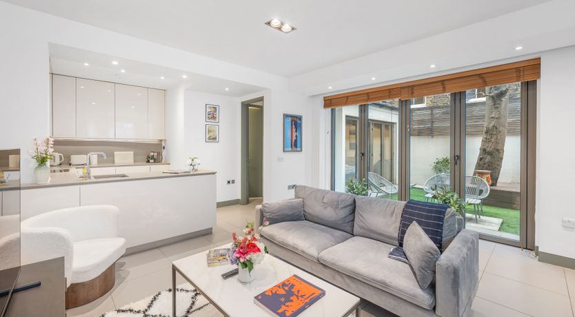 Photo of Kensington Green