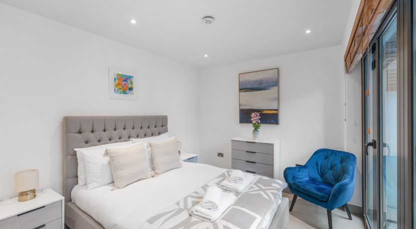 Photo of Kensington Green