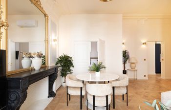 Beyond the Eiffel Holiday Home