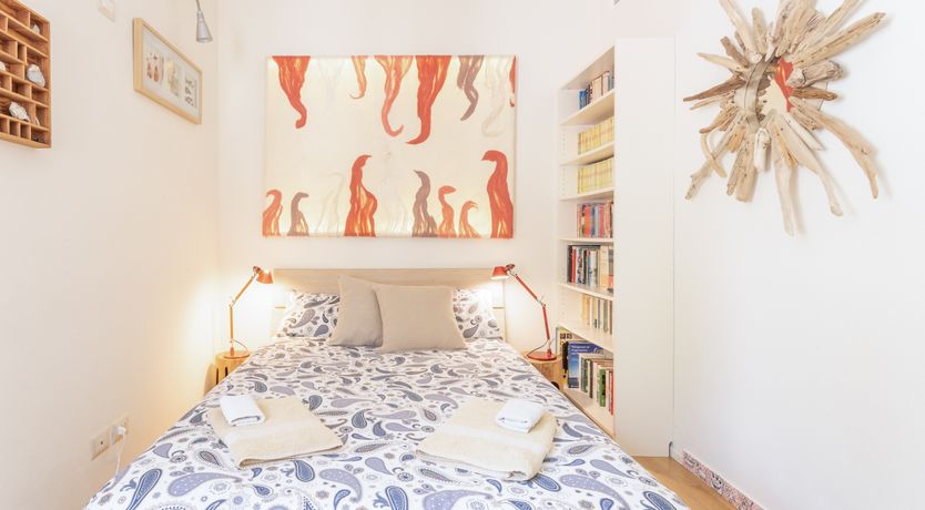 Photo of The Lake Muse