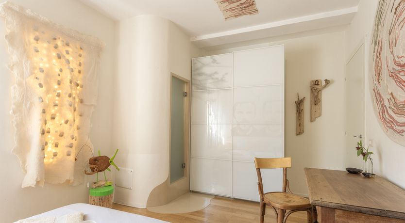 Photo of The Lake Muse